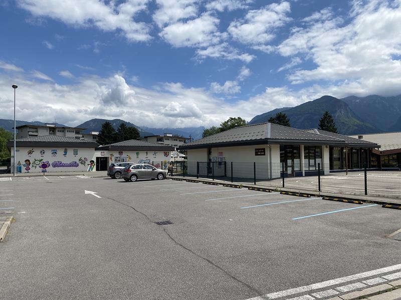 Visite de l'école des Charmilles avant démolition